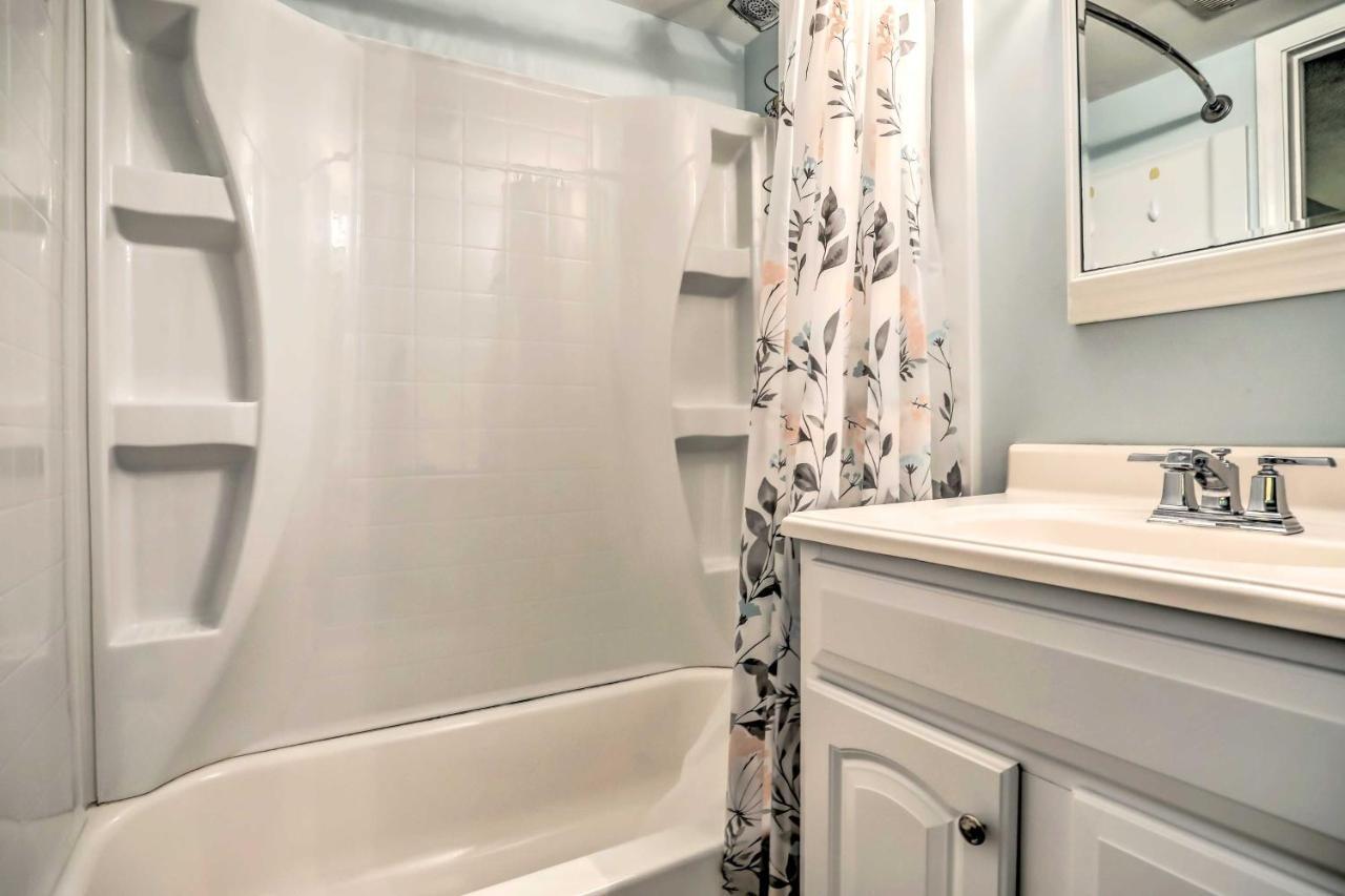Myrtle Beach Condo, 1 Block To Ocean Shore! エクステリア 写真